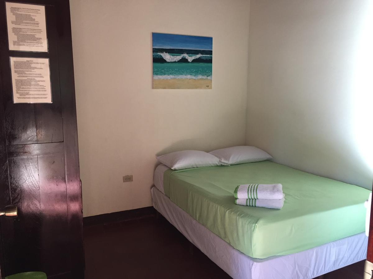 Casa Lula Leon Hostal 部屋 写真