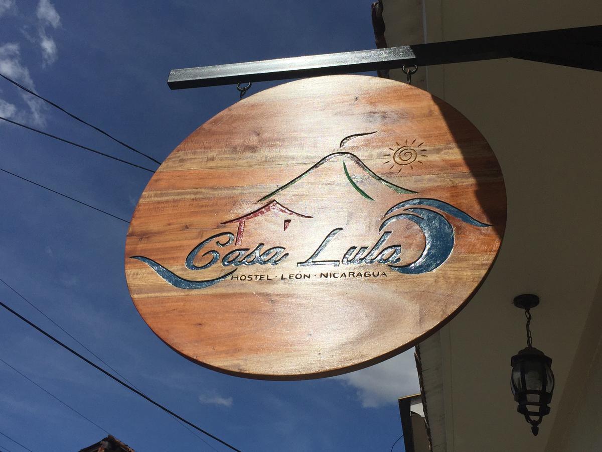 Casa Lula Leon Hostal エクステリア 写真